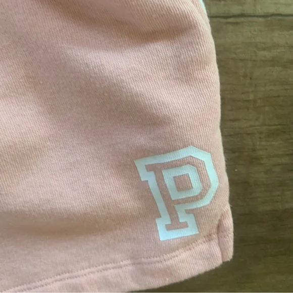 New Victoria’s Secret outfit Tank NWT and High waisted shorts - Picture 10 of 13